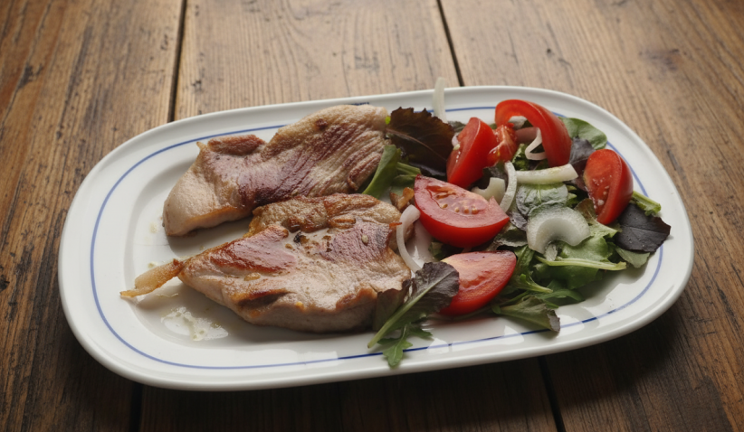 Secreto duroc a la plancha con ensalada